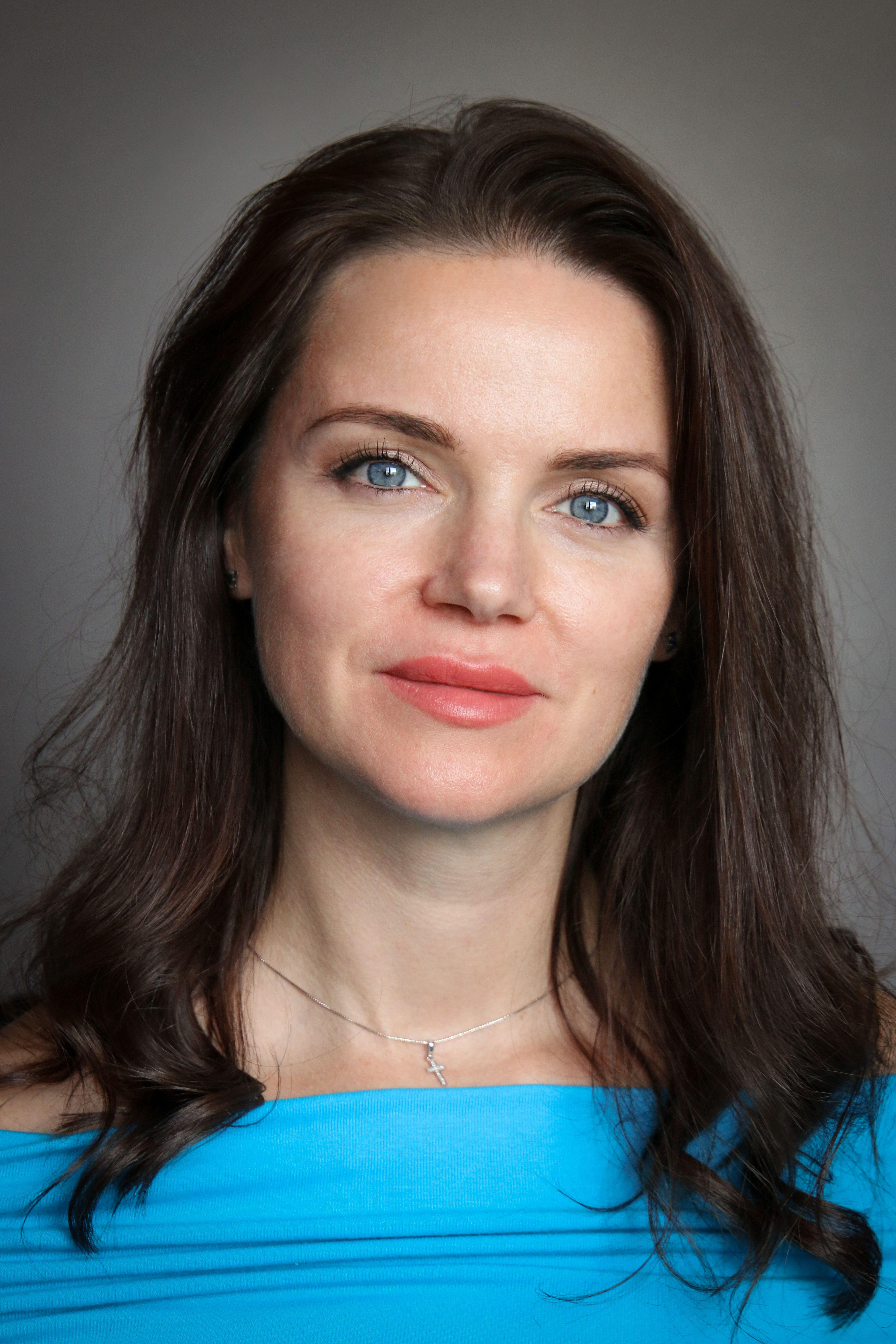 Актер Анна Славина